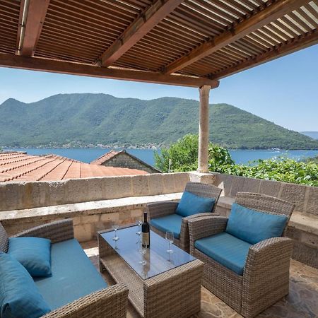 Apartments Franovic Perast Exterior photo