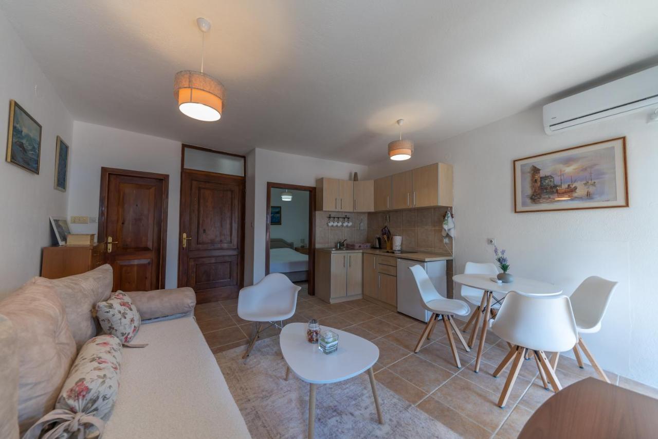 Apartments Franovic Perast Exterior photo