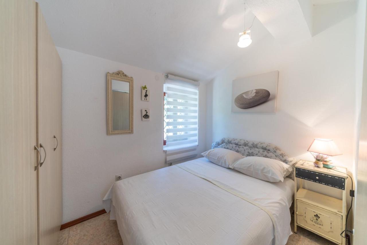 Apartments Franovic Perast Exterior photo