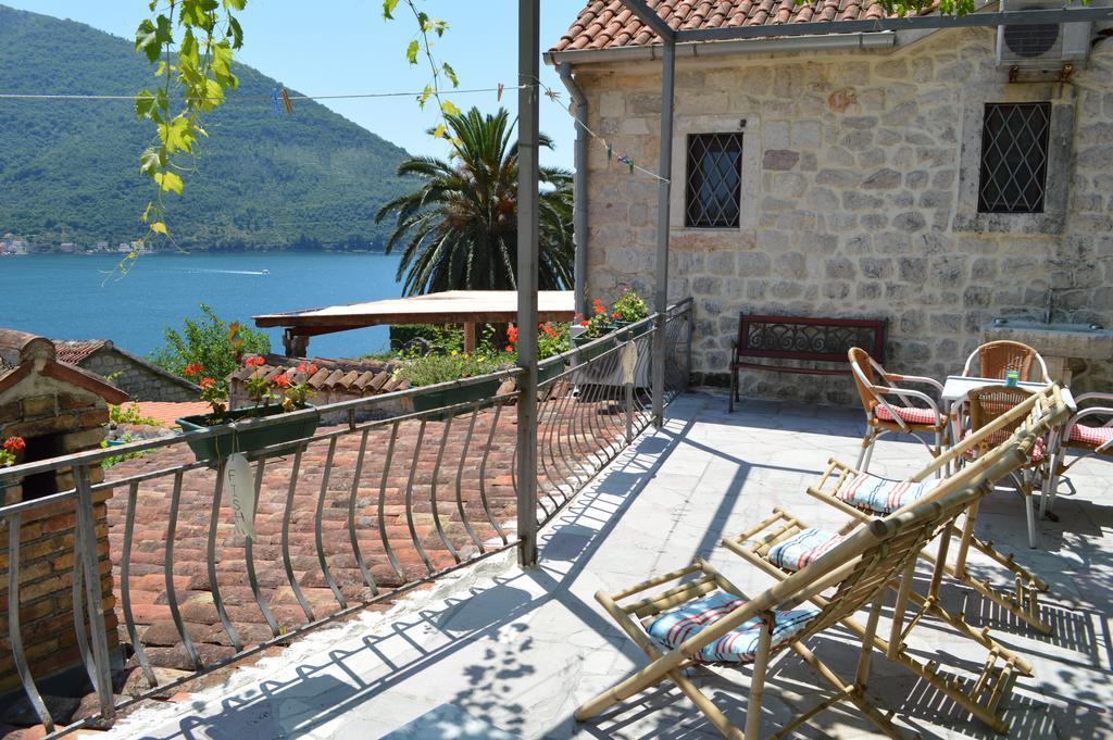 Apartments Franovic Perast Exterior photo